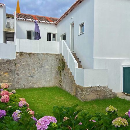 Casa Do Pisao - Cosy And Modern Two-Bedroom Townhouse أنغرا دو إِراويزو المظهر الخارجي الصورة