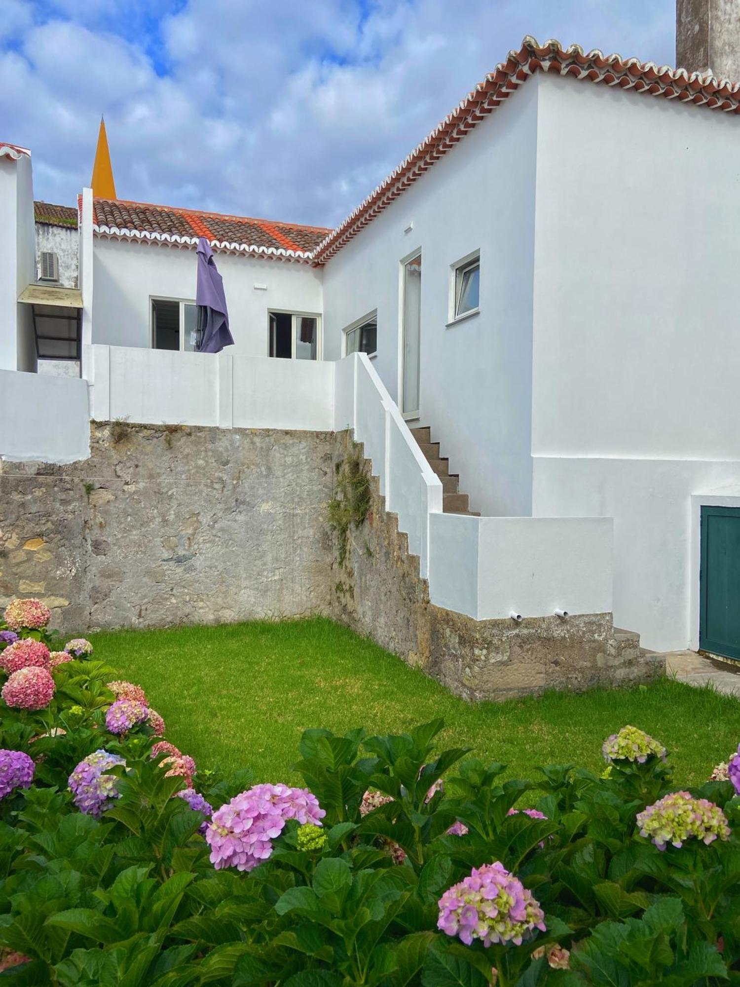 Casa Do Pisao - Cosy And Modern Two-Bedroom Townhouse أنغرا دو إِراويزو المظهر الخارجي الصورة