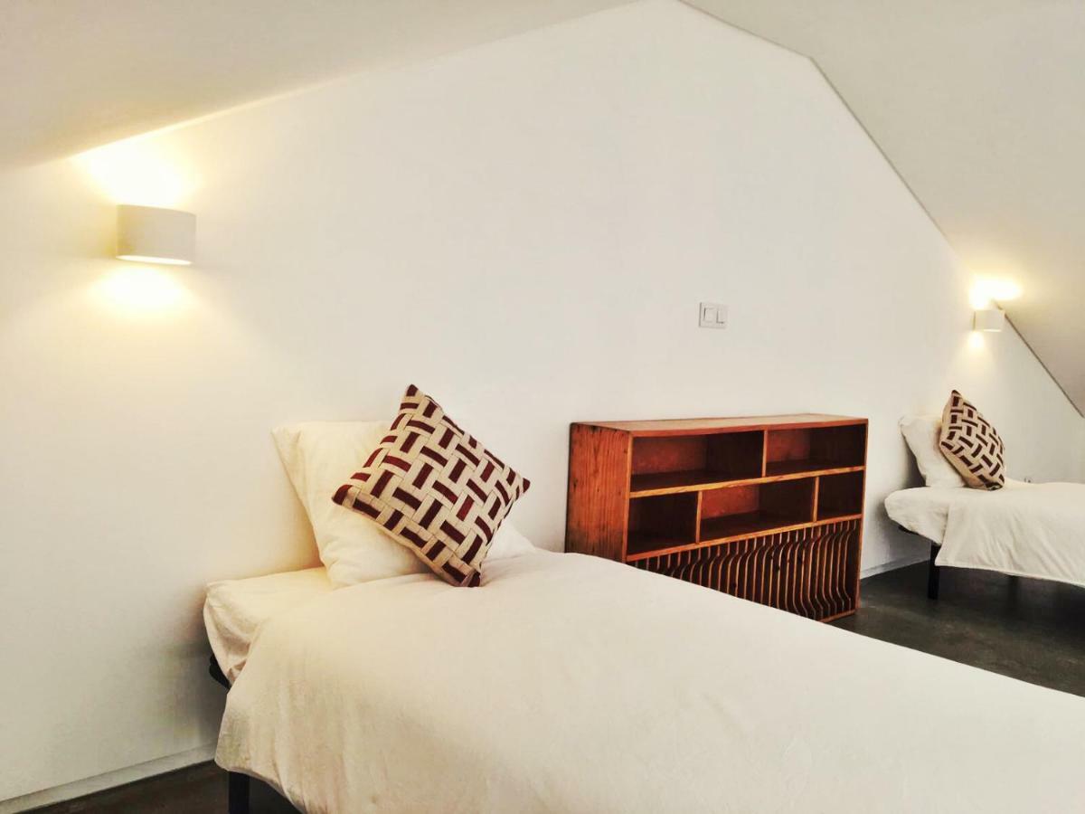 Casa Do Pisao - Cosy And Modern Two-Bedroom Townhouse أنغرا دو إِراويزو المظهر الخارجي الصورة
