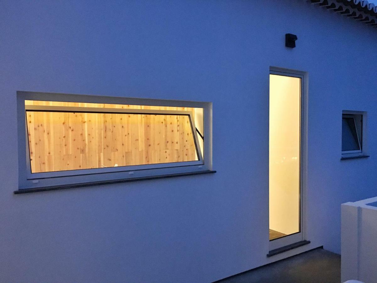 Casa Do Pisao - Cosy And Modern Two-Bedroom Townhouse أنغرا دو إِراويزو المظهر الخارجي الصورة